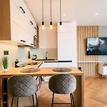 Apartment Luxury W. Views In Old Town Košice
